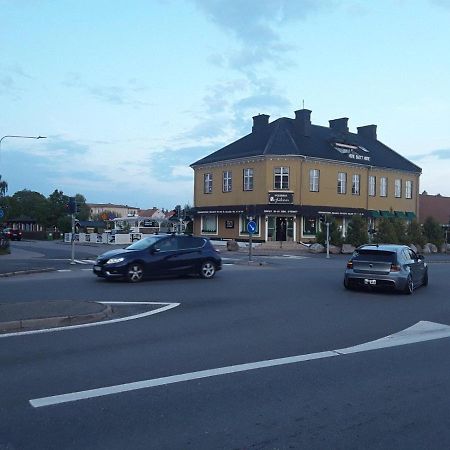 Paradlaegenhet Eskilstuna Zewnętrze zdjęcie